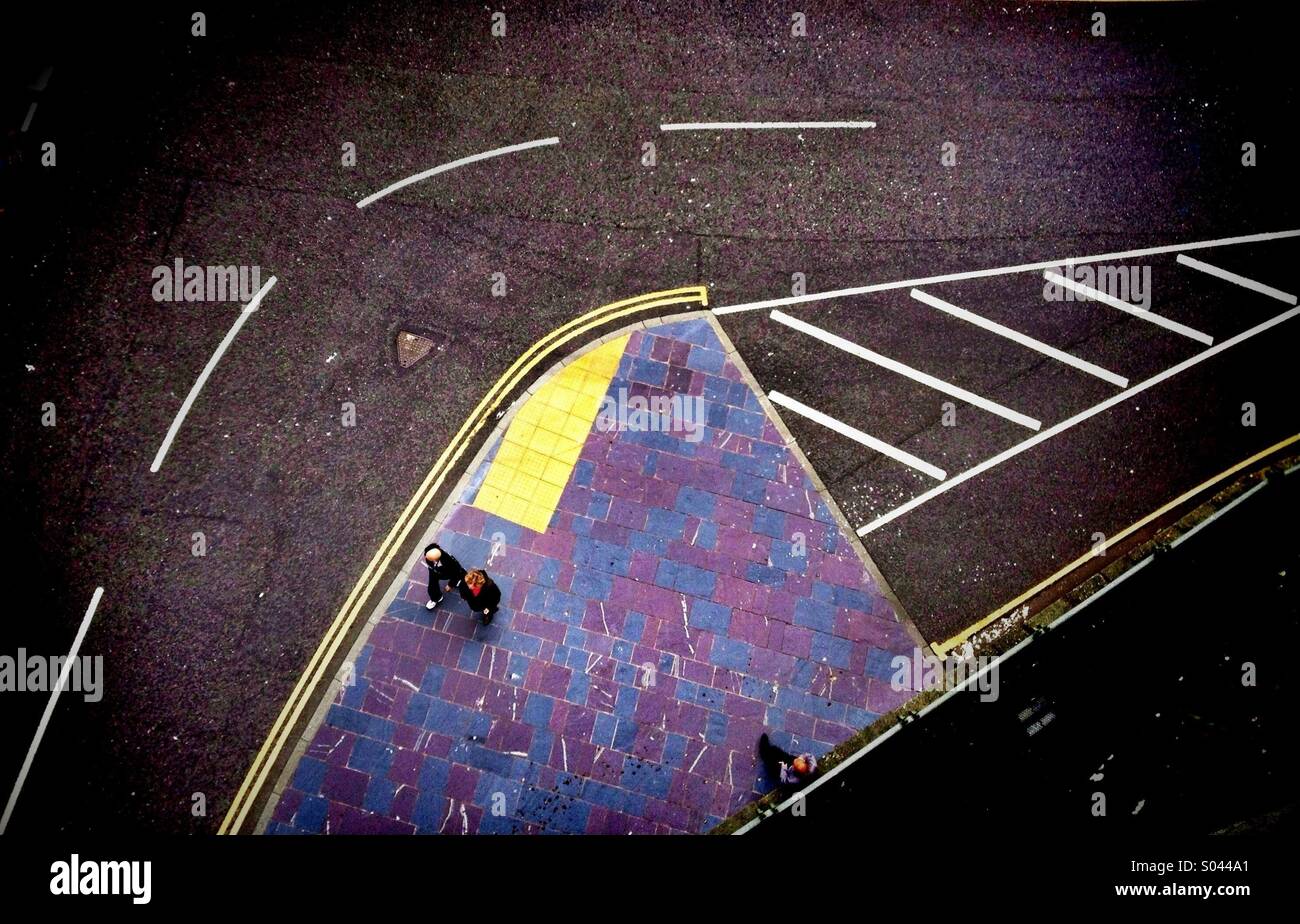 Vista aerea della strada e della segnaletica stradale Foto Stock