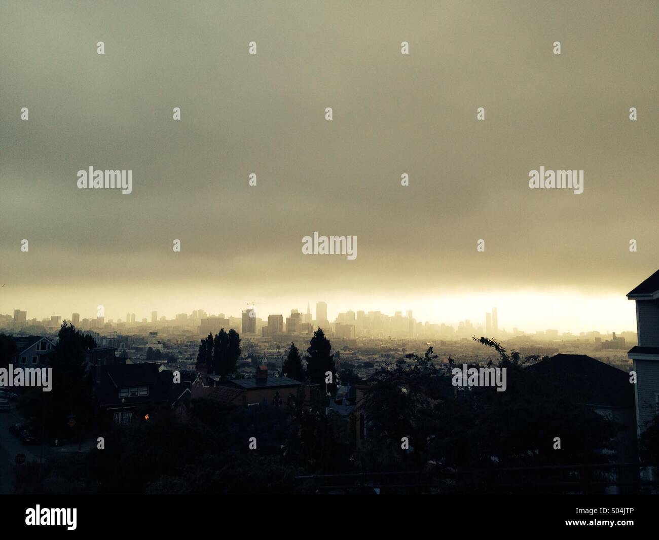 La mattina presto vista dello skyline di San Francisco, California, Stati Uniti d'America. Foto Stock