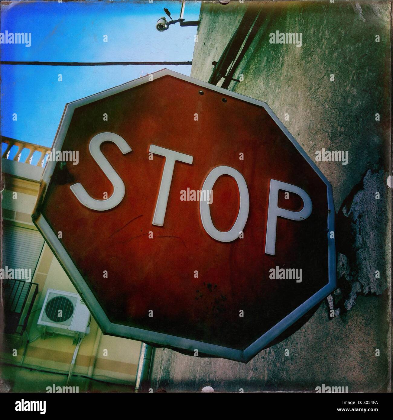 Segno di stop in un villaggio Spagnolo, Orba, Spagna Foto Stock