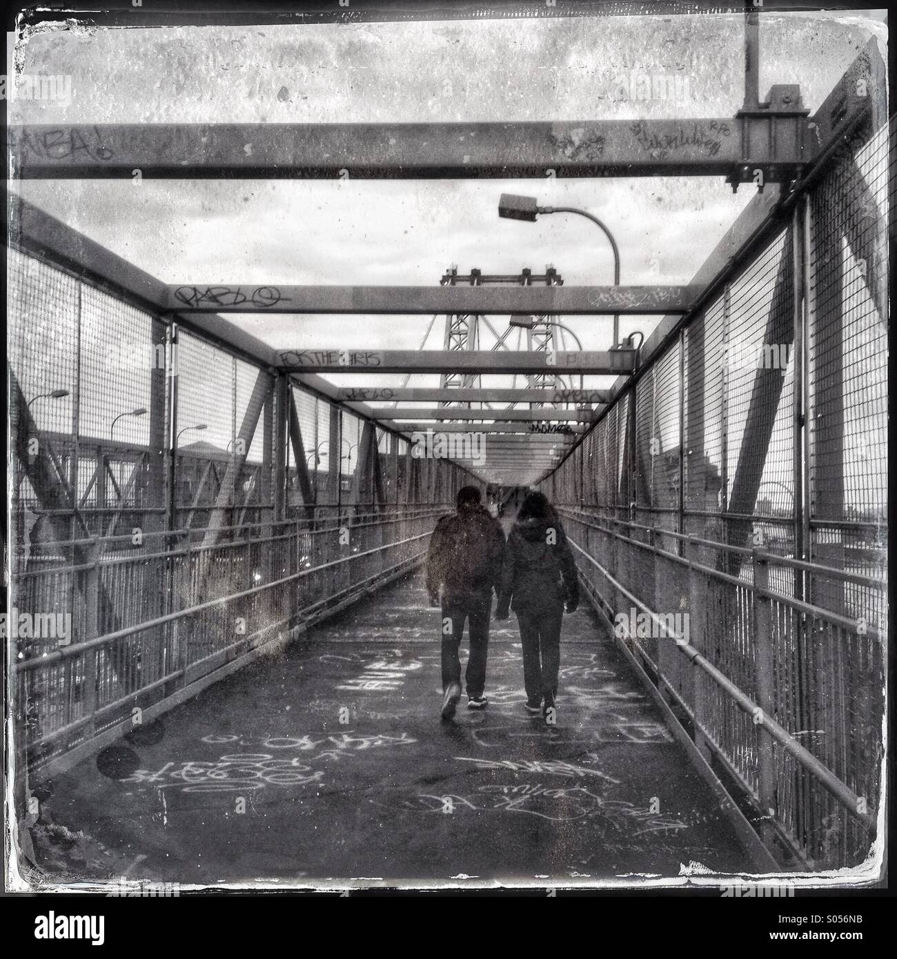 Attraversamento pedonale il Williamsburg Bridge Foto Stock