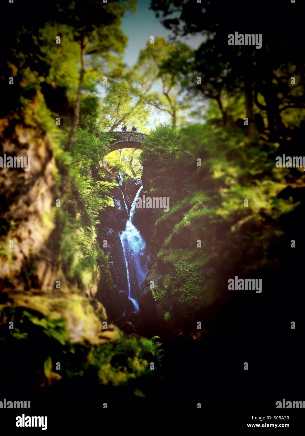 Aira Force e ponte di pietra Foto Stock