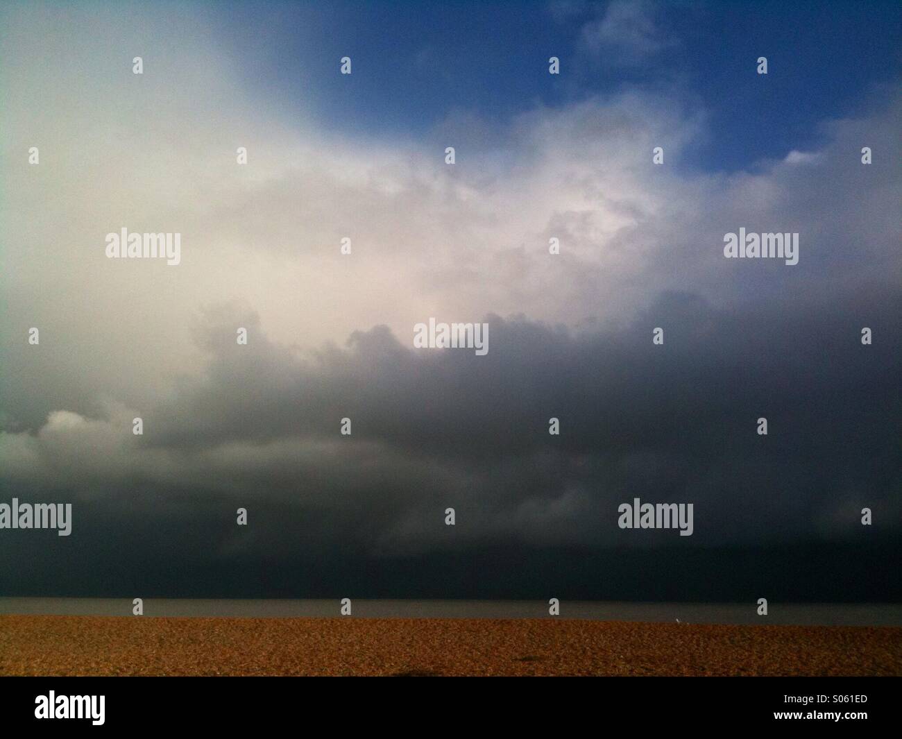 Foto di IPM, nuvole temporalesche su East Kent, Regno Unito Foto Stock