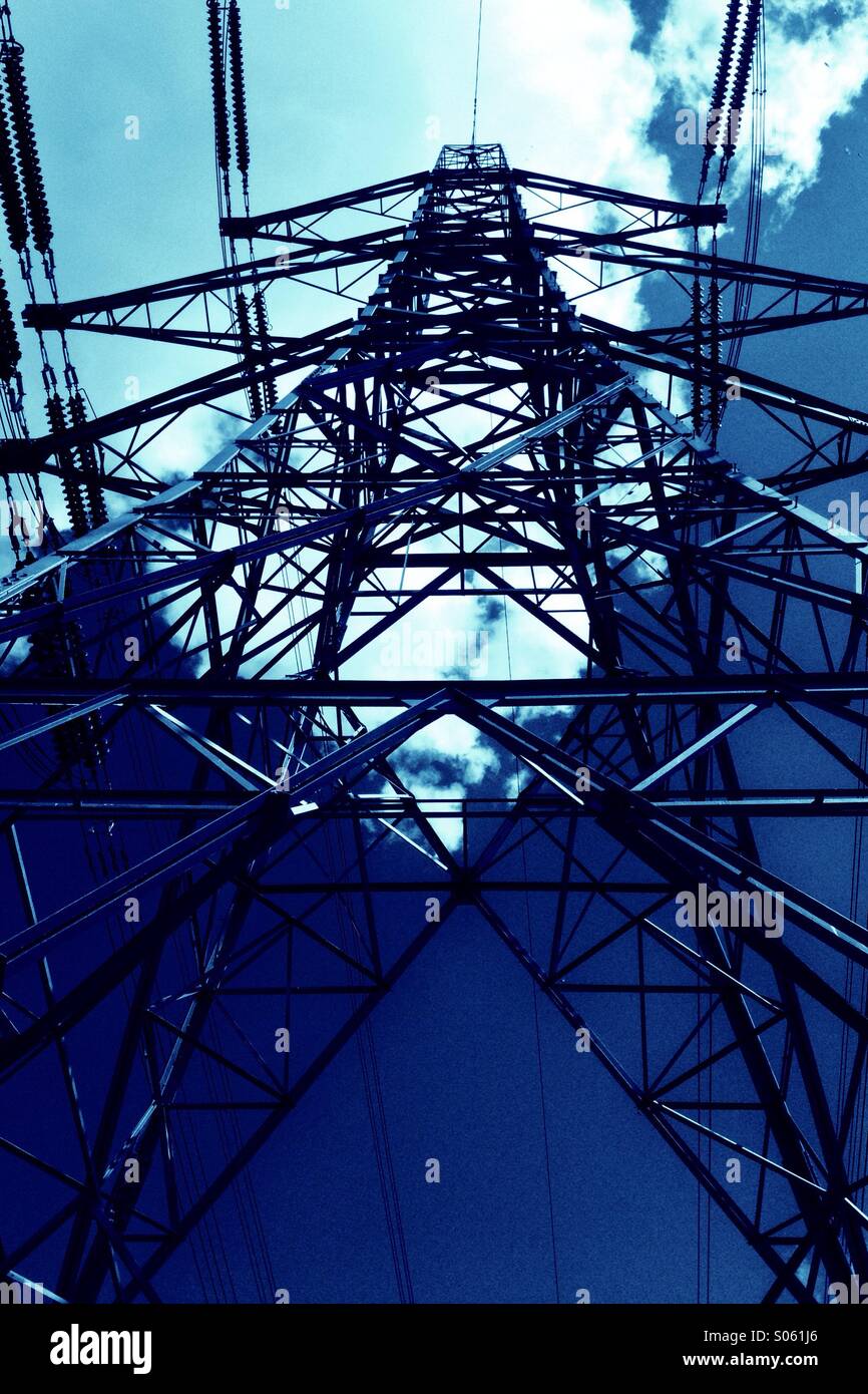 Torre traliccio - Immagine stock catturata con smartphone