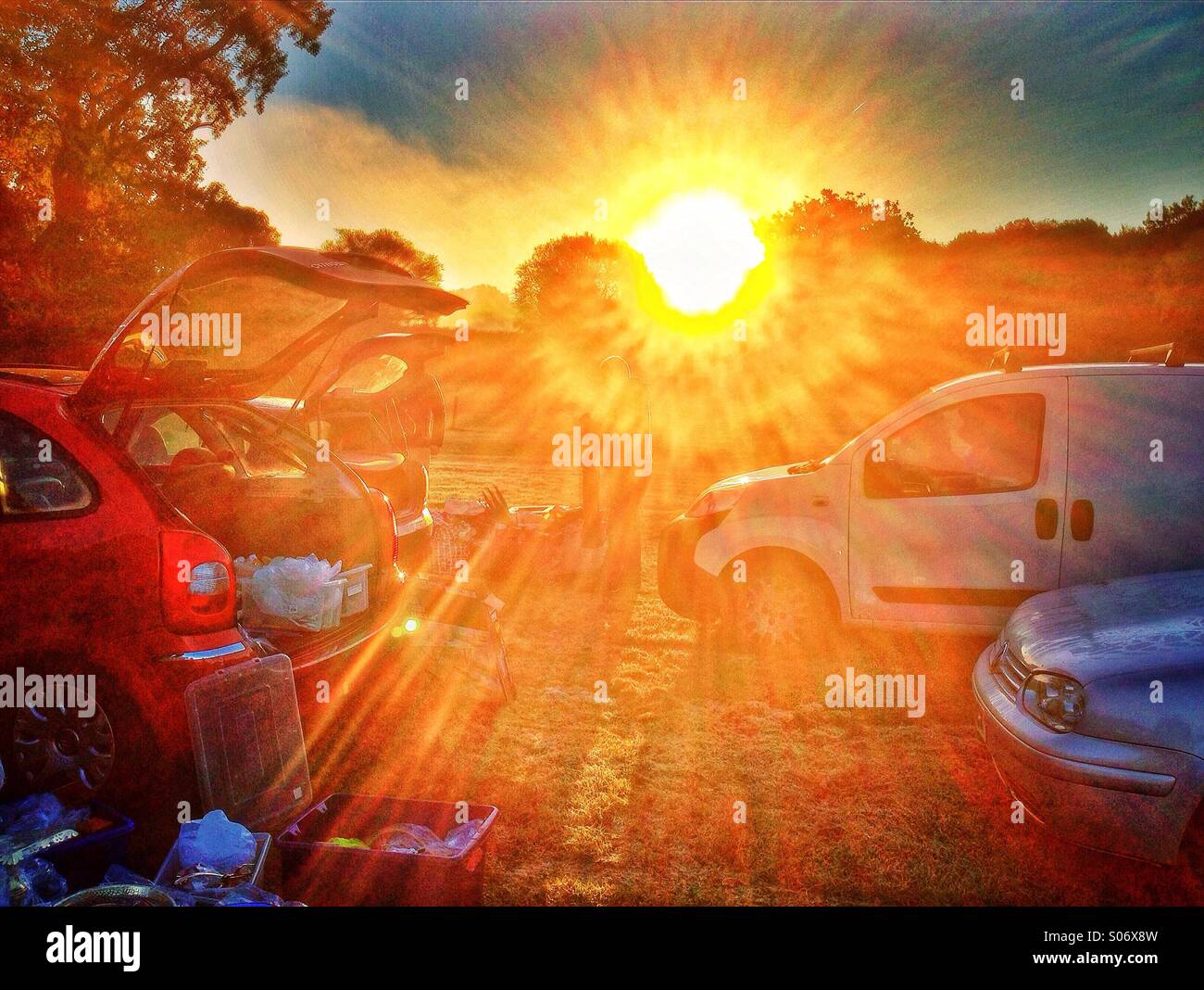 La mattina presto alla vendita di avvio Foto Stock