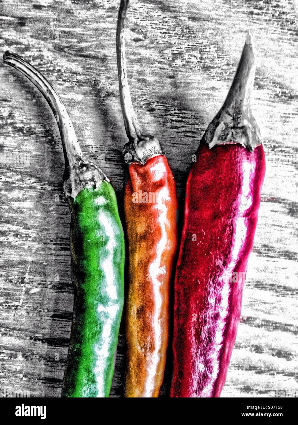 Colore schioccato red hot chili peppers Foto Stock