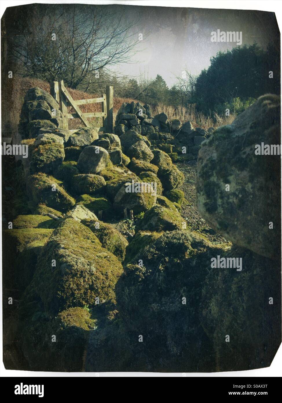 Walling di pietra - Immagine stock catturata con smartphone