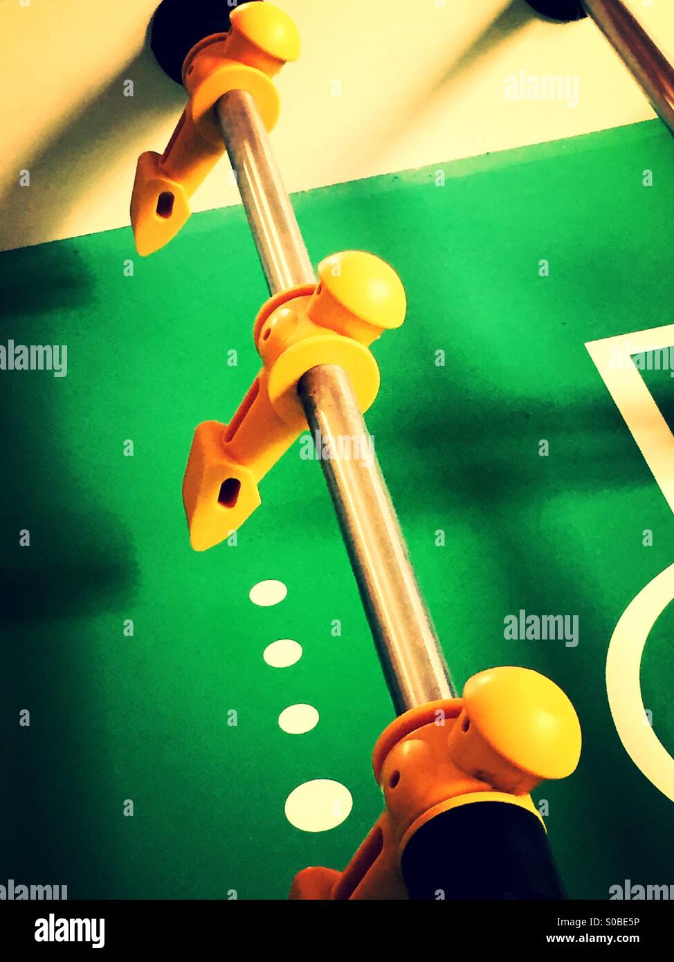 Gioco calcio balilla - Immagine stock catturata con smartphone