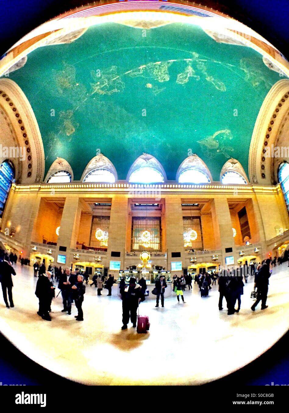 Grand Central Terminal, NYC - Immagine stock catturata con smartphone