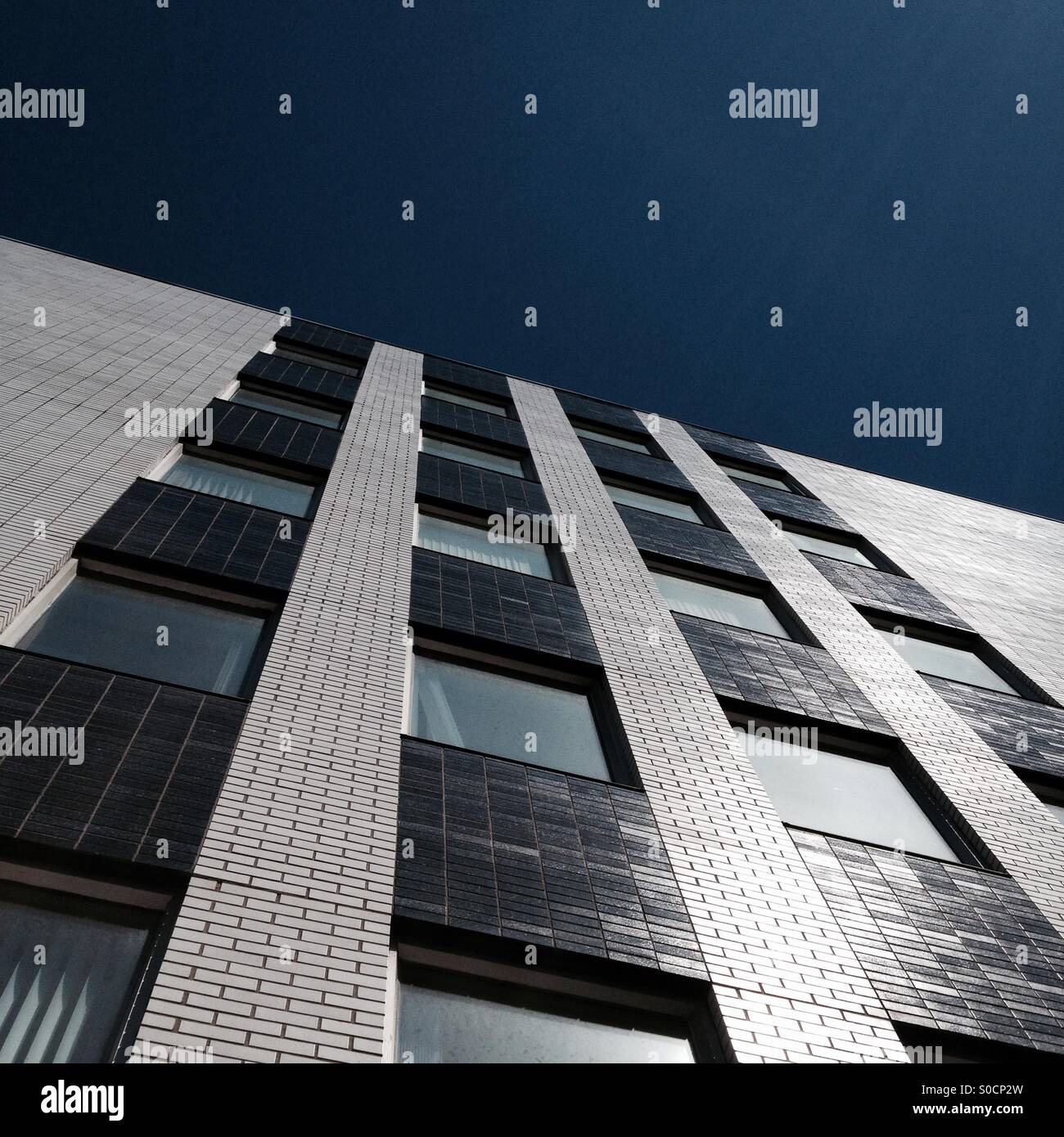 Facciata dell'edificio - Immagine stock catturata con smartphone