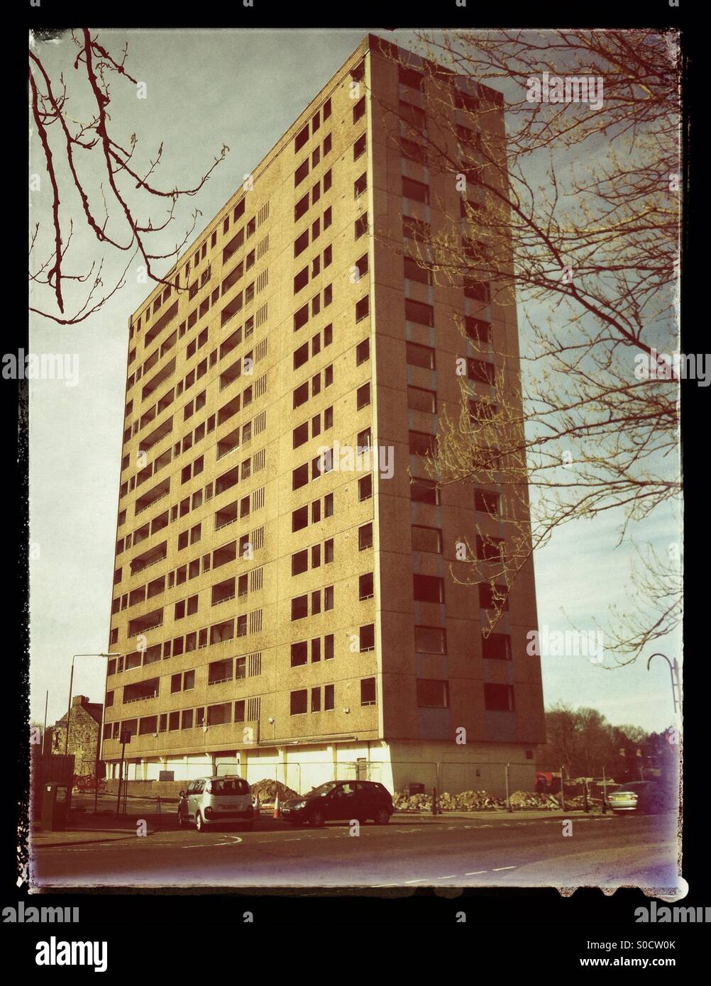 Derelitti alto edificio di appartamenti, Glasgow Foto Stock