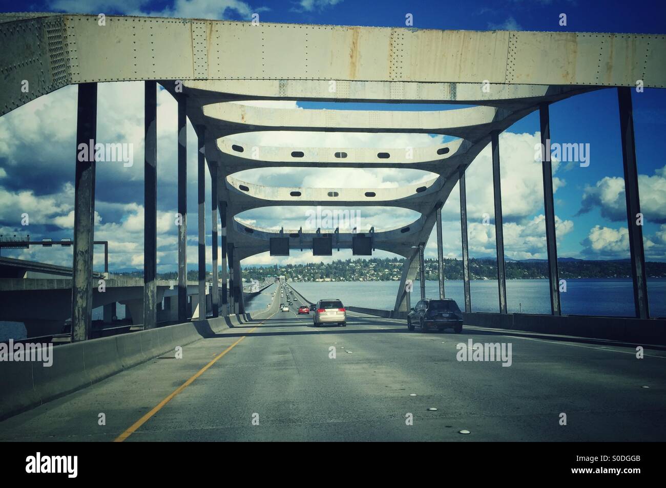 Ponte che attraversa il lago Washington Foto Stock