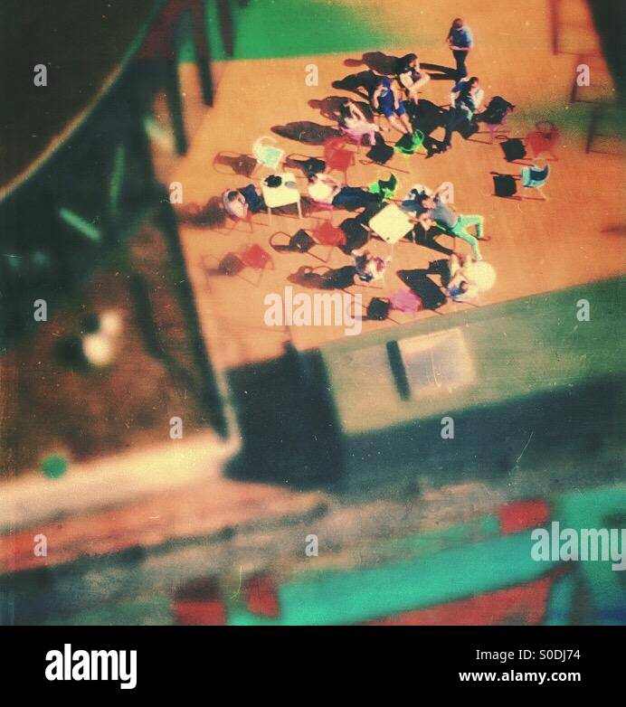 Riunione sul tetto finito - Immagine stock catturata con smartphone