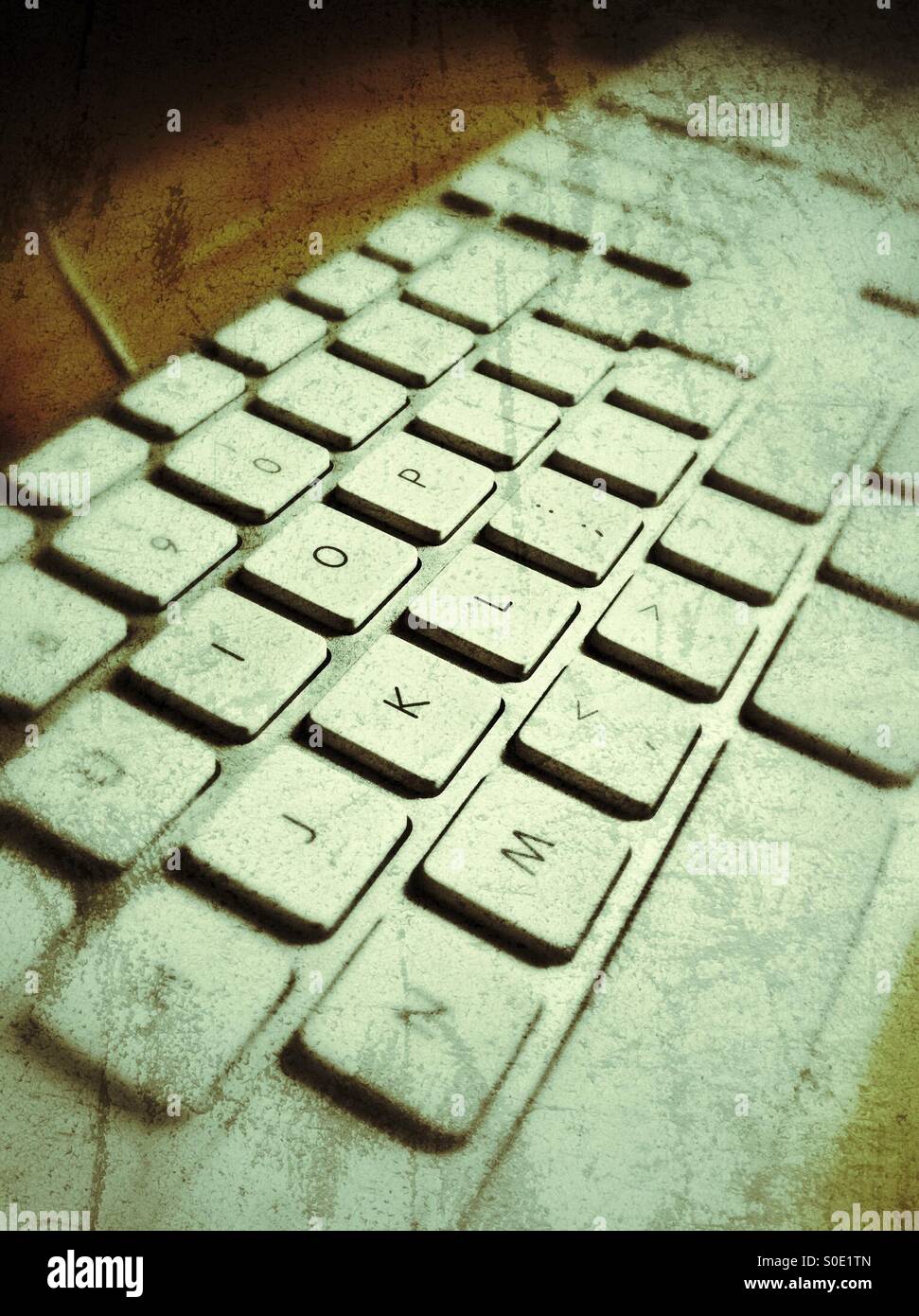 Tastiera del computer vicino fino - Immagine stock catturata con smartphone