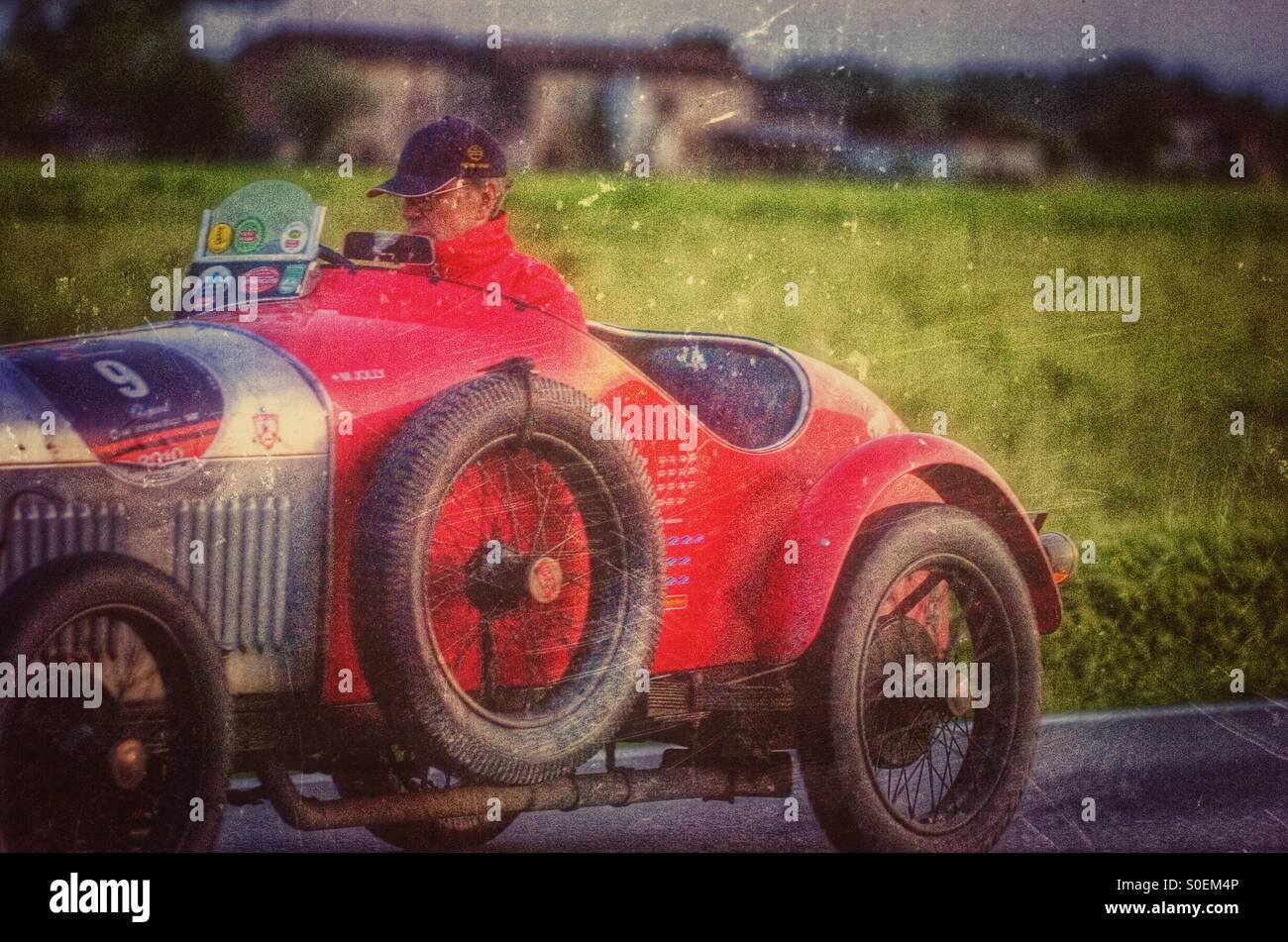 Mille miglia racer - Immagine stock catturata con smartphone