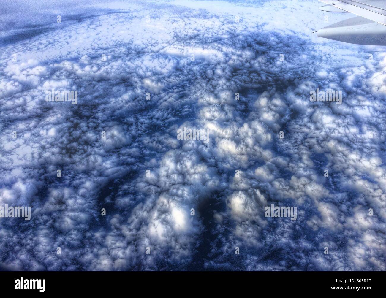 Al di sopra delle nuvole - Immagine stock catturata con smartphone