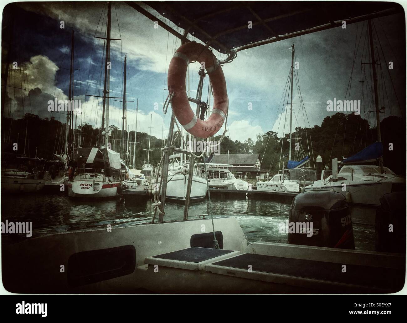 Isola marina port. - Immagine stock catturata con smartphone