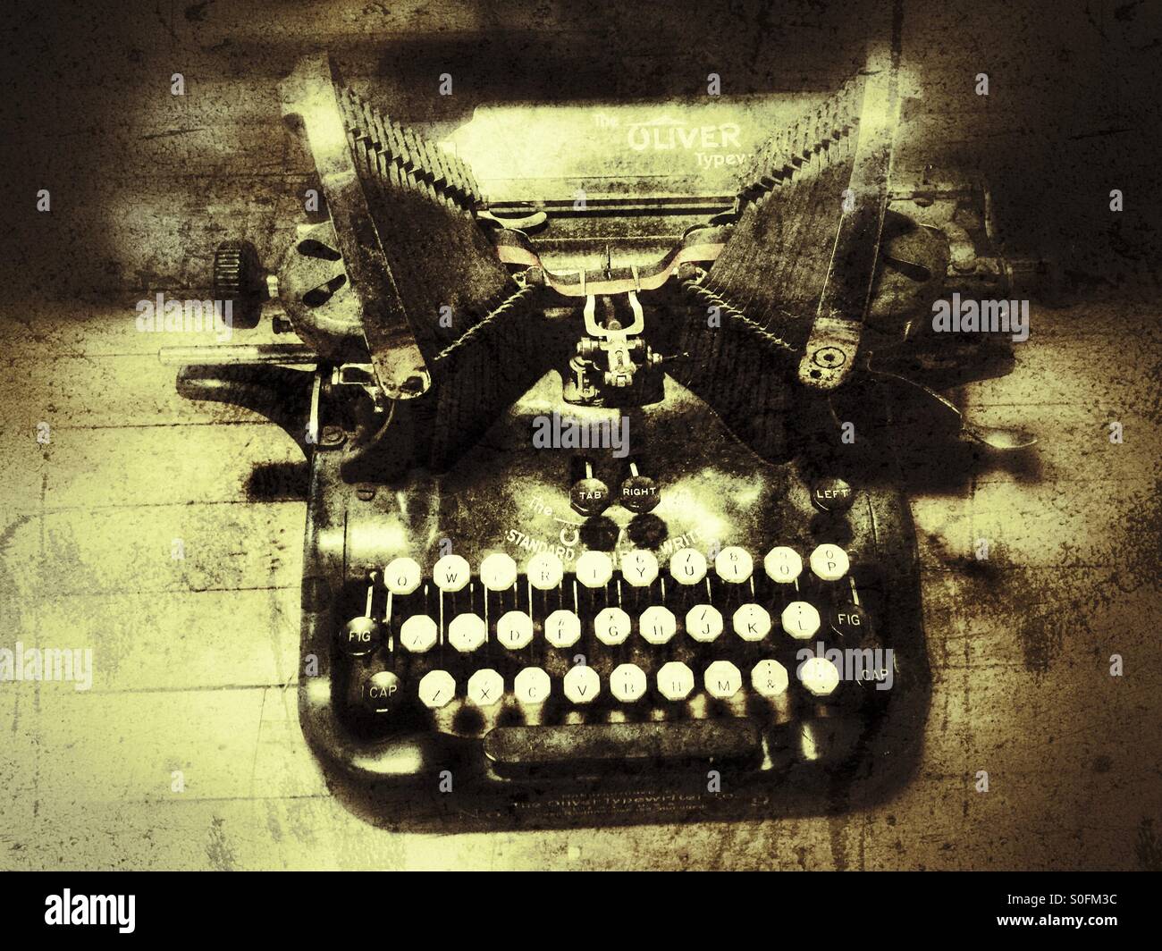 Oliver typewriter immagini e fotografie stock ad alta risoluzione - Alamy