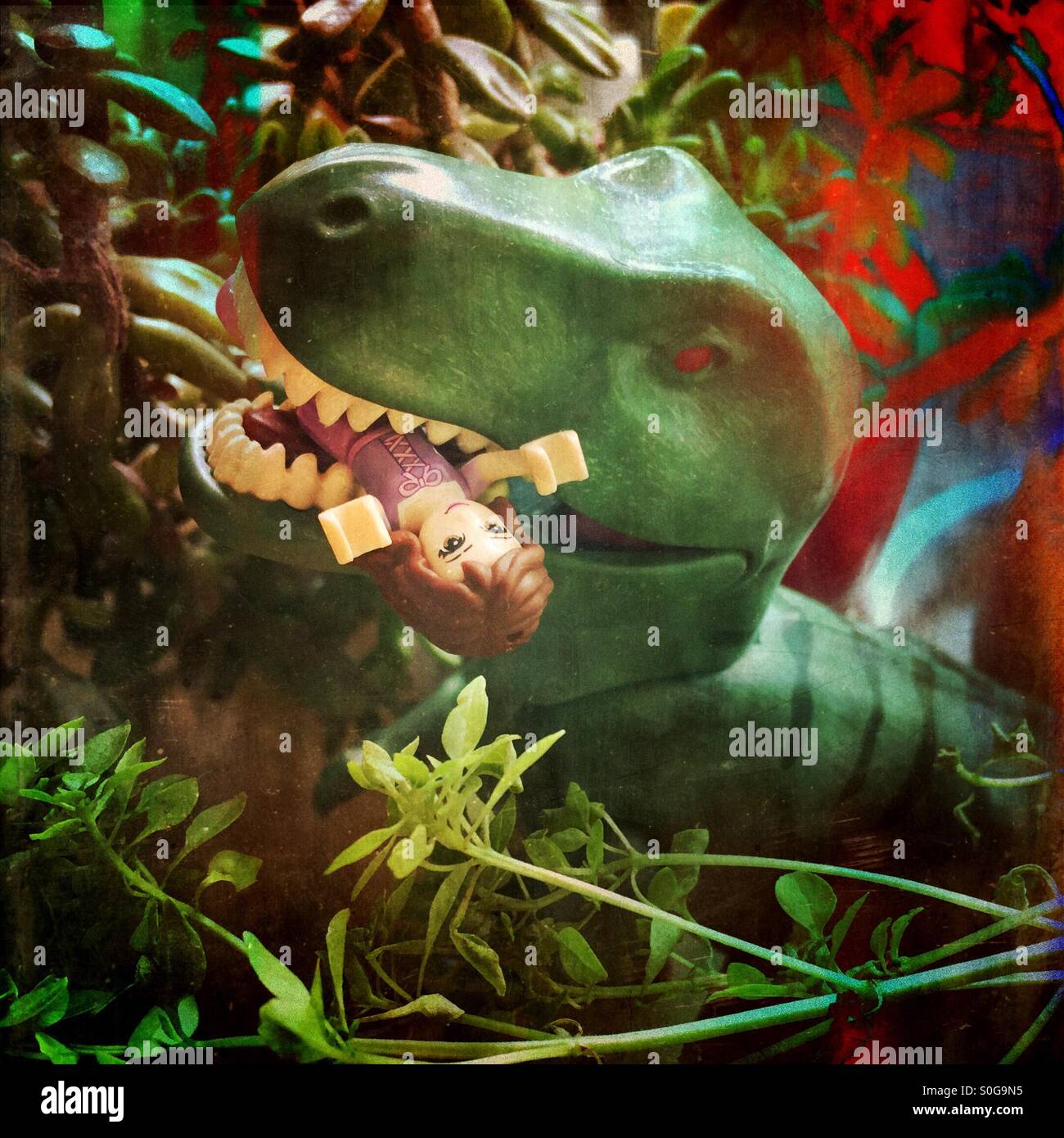 Jurassic home dramma vissuto - Immagine stock catturata con smartphone
