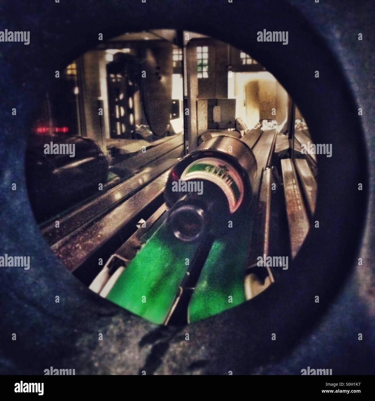 Riciclare bottiglie di dettaglio della macchina Foto Stock