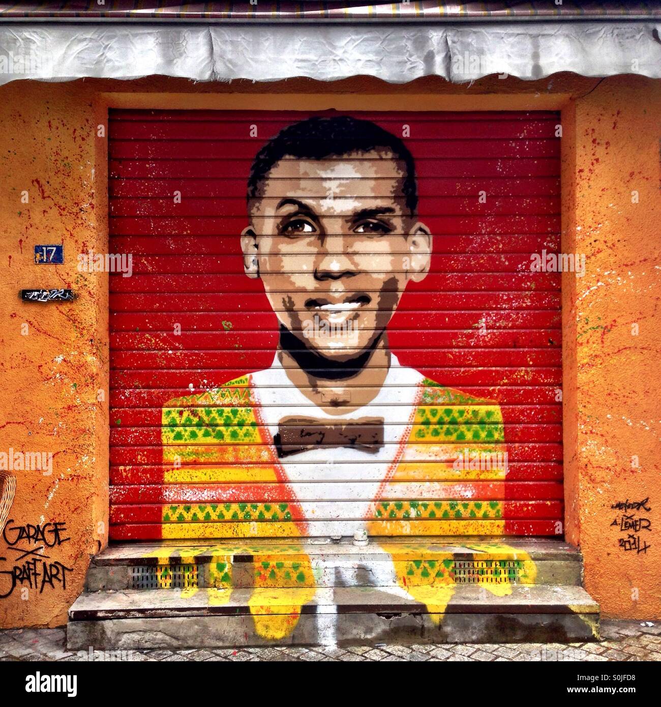 Stromae graffiti a Parigi shop non vedenti Foto Stock