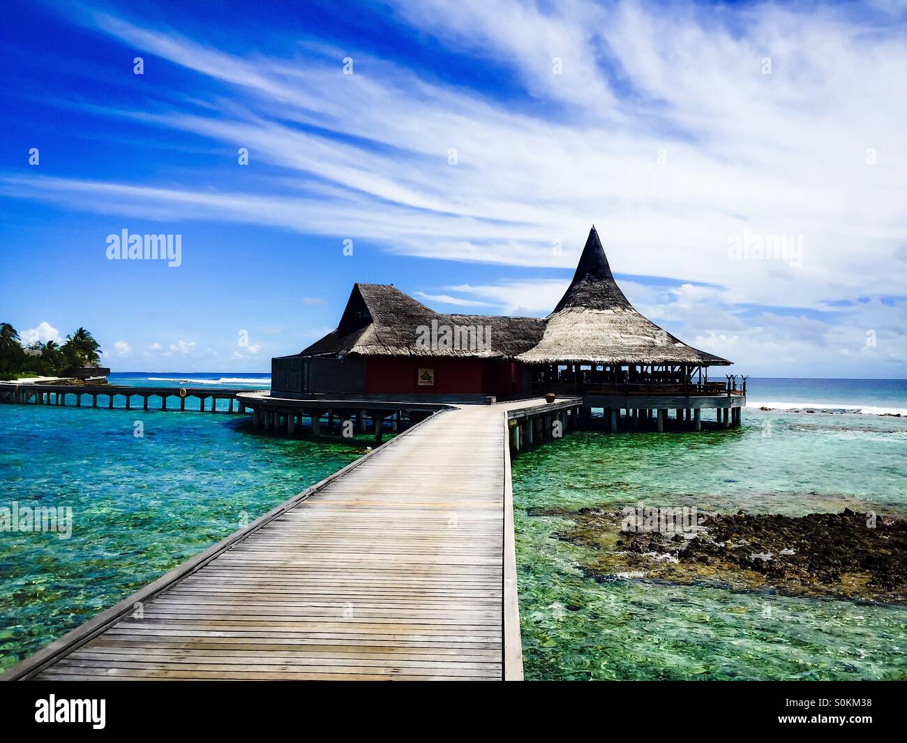 Maldive resort vista del bar Foto Stock