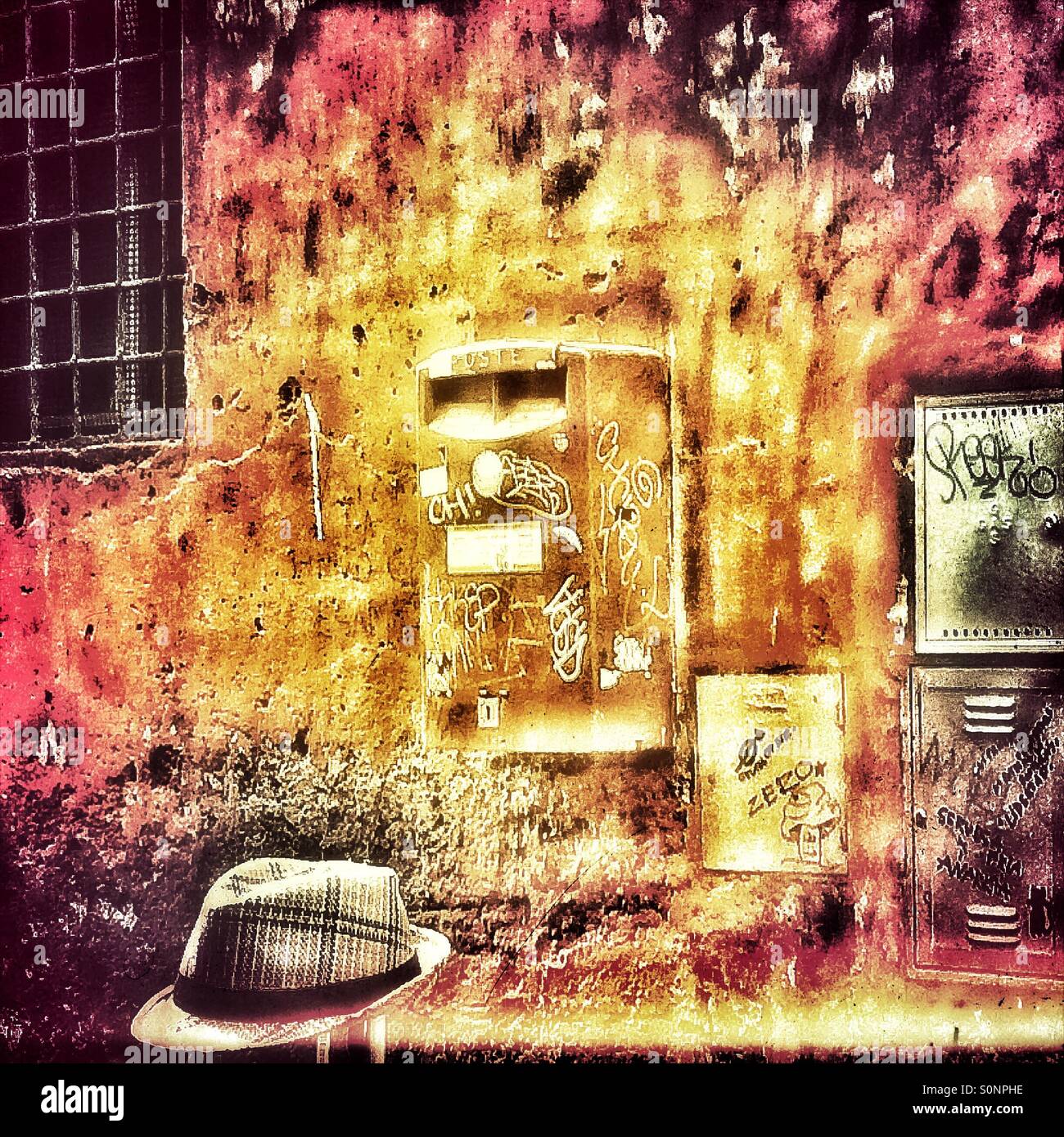 Di postbox - Immagine stock catturata con smartphone