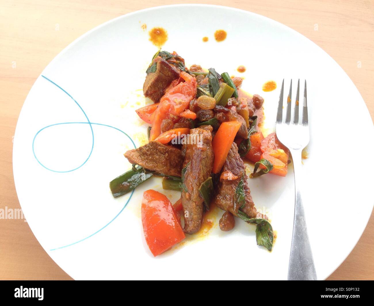 Piatto di carne con verdure Foto Stock