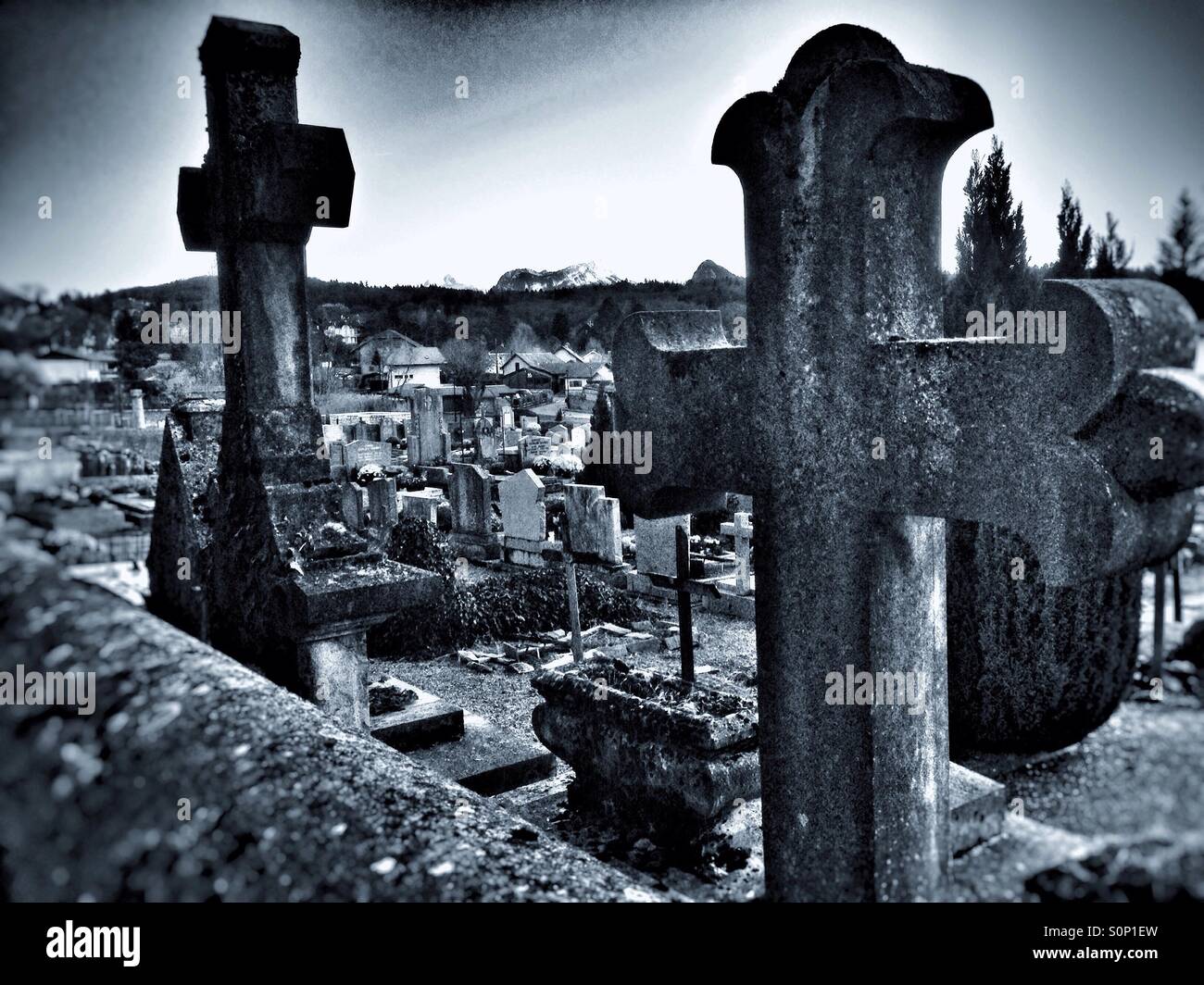Cimitero, Menthon Saint Bernard Foto Stock
