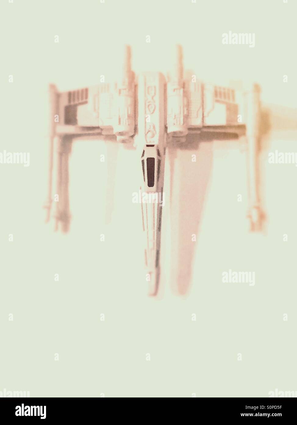 X-Wing star fighter, look rétro. Star Wars - Immagine stock catturata con smartphone