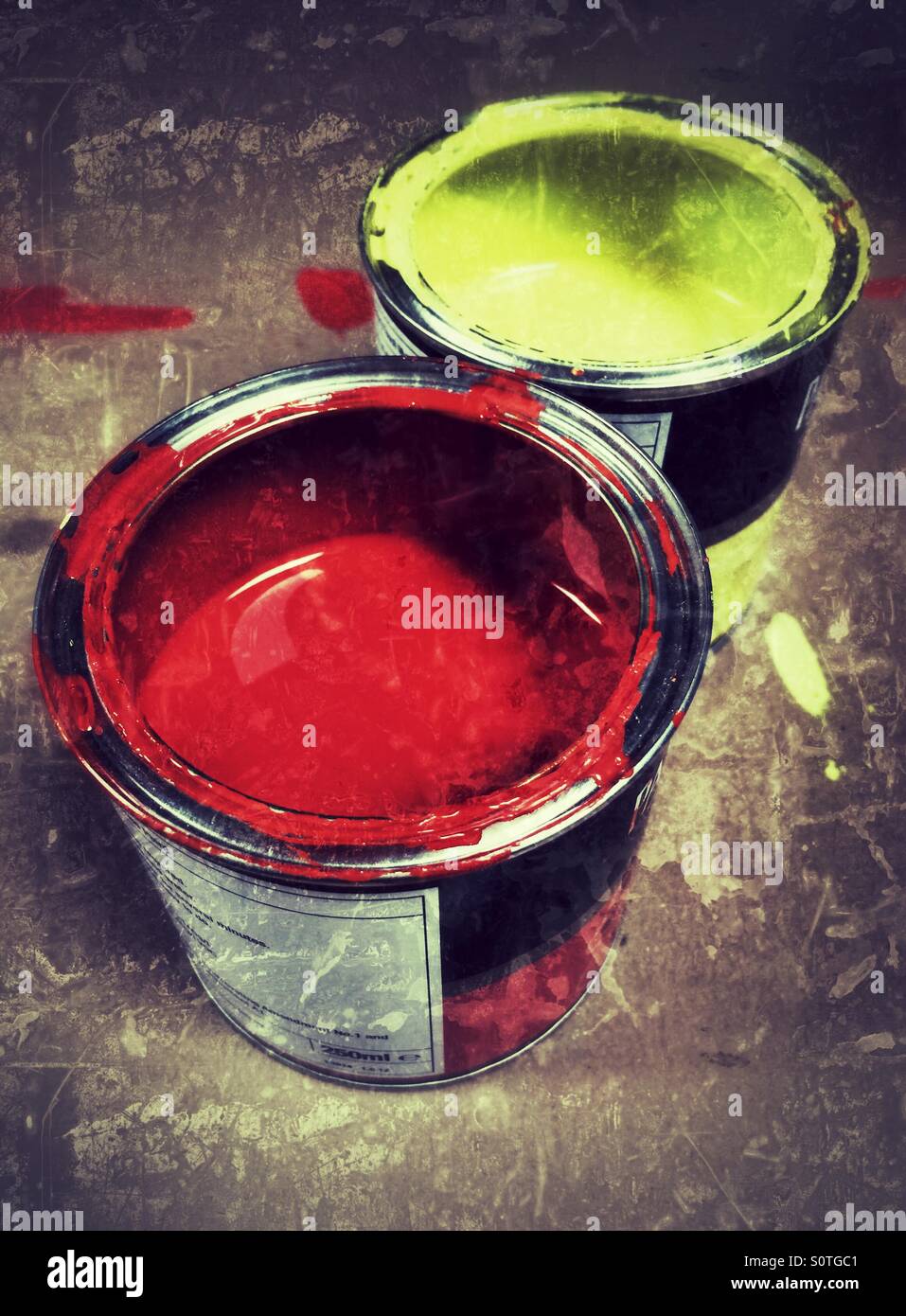 Paint Pots, rosso, giallo. Foto Stock