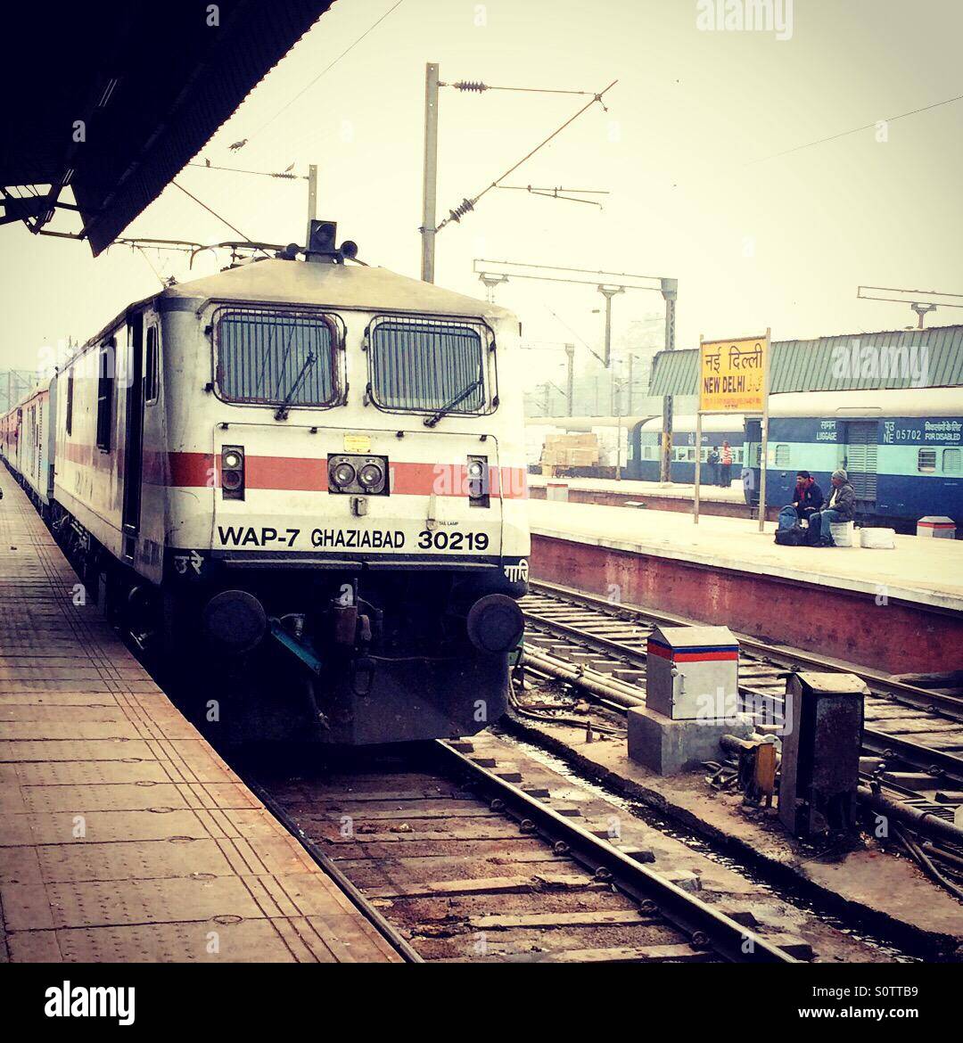 Stazione ferroviaria di New Delhi Foto Stock