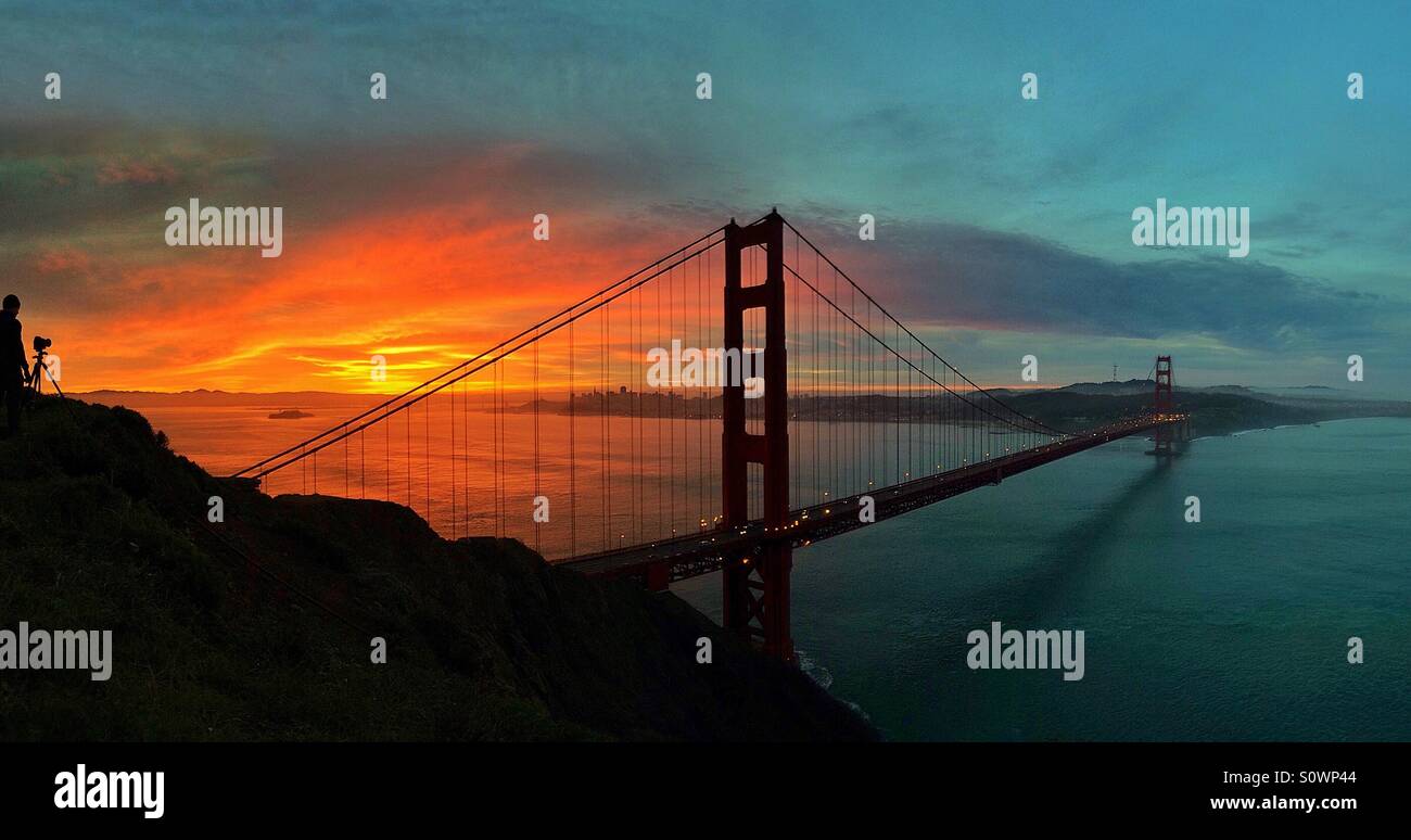 Sunrise, Golden Gate Bridge di San Francisco Foto Stock