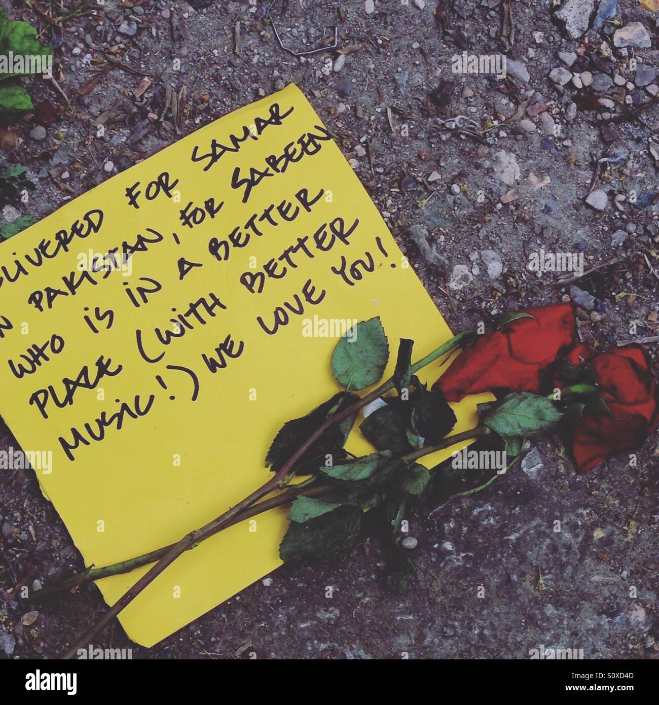 A sinistra dalla tomba di Jim Morrison Foto Stock