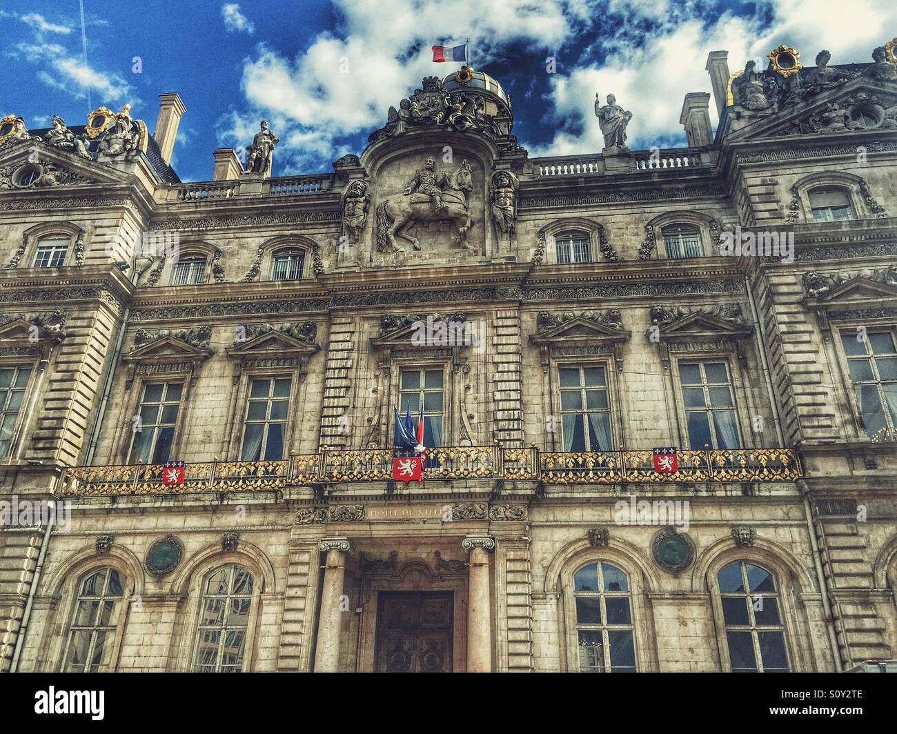 Hotel de Ville Lyon Francia - Immagine stock catturata con smartphone