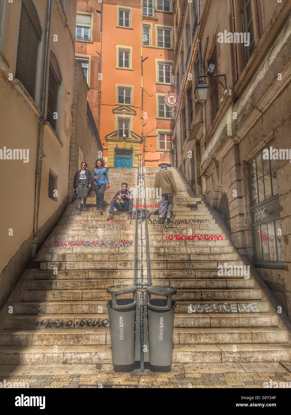 Scale Viex Lyon Francia - Immagine stock catturata con smartphone