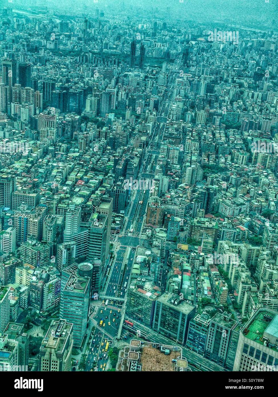 Panorama di Taipei, la città capitale di Taiwan Foto Stock