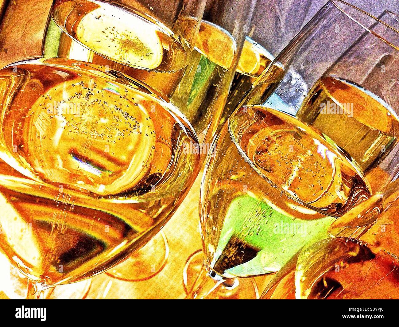 Celebrazione di Champagne - Immagine stock catturata con smartphone