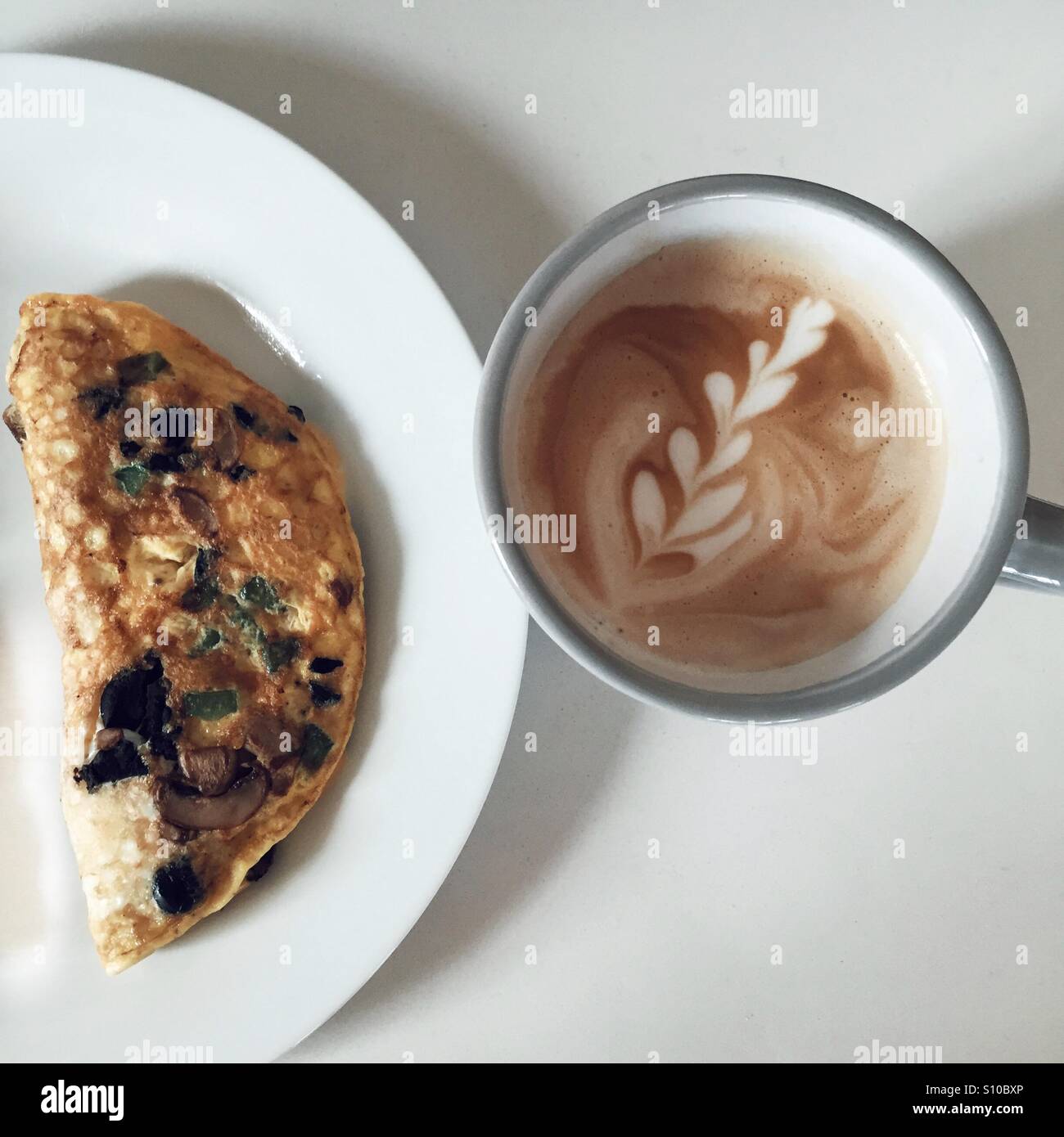 La colazione- frittata & Latte Foto Stock