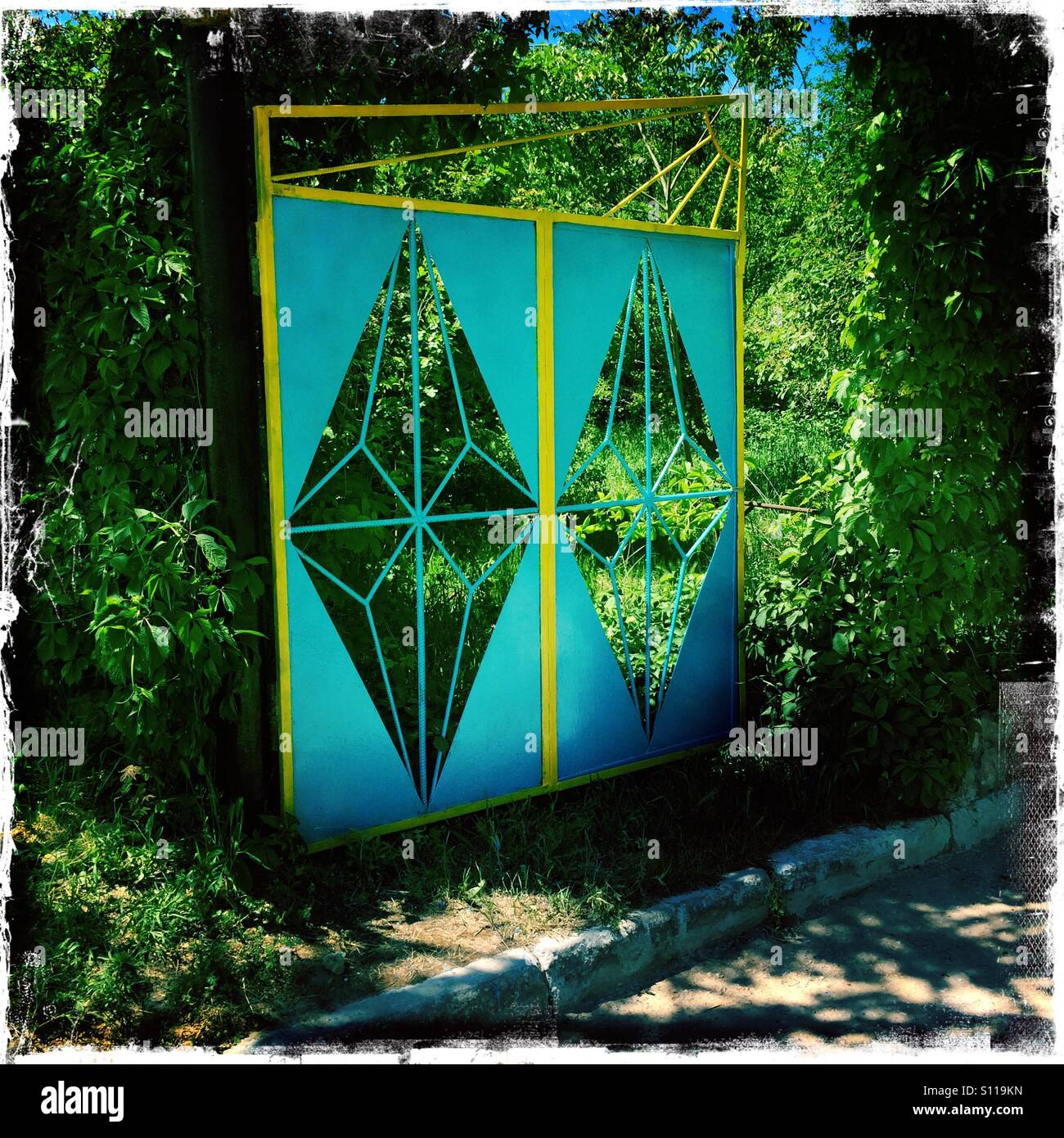 Gate decorativo, Sebastopol, Crimea - Immagine stock catturata con smartphone