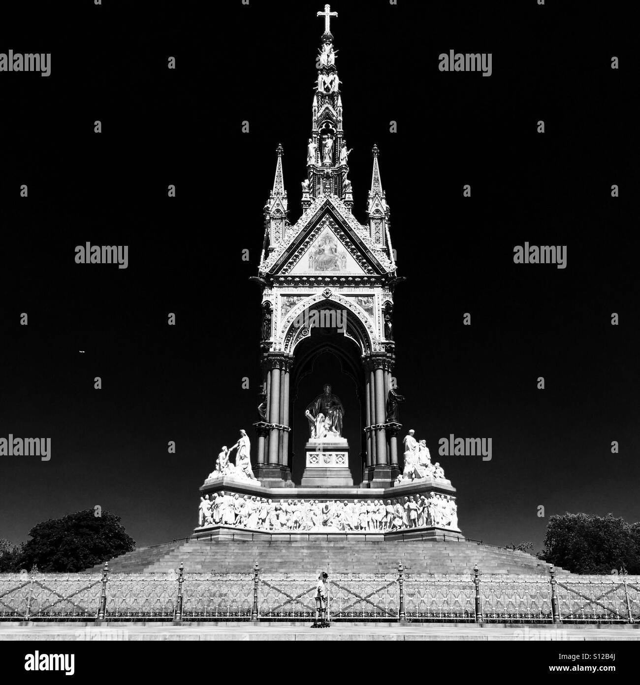 L'Albert Memorial a Kensington Gardens a Londra Foto Stock