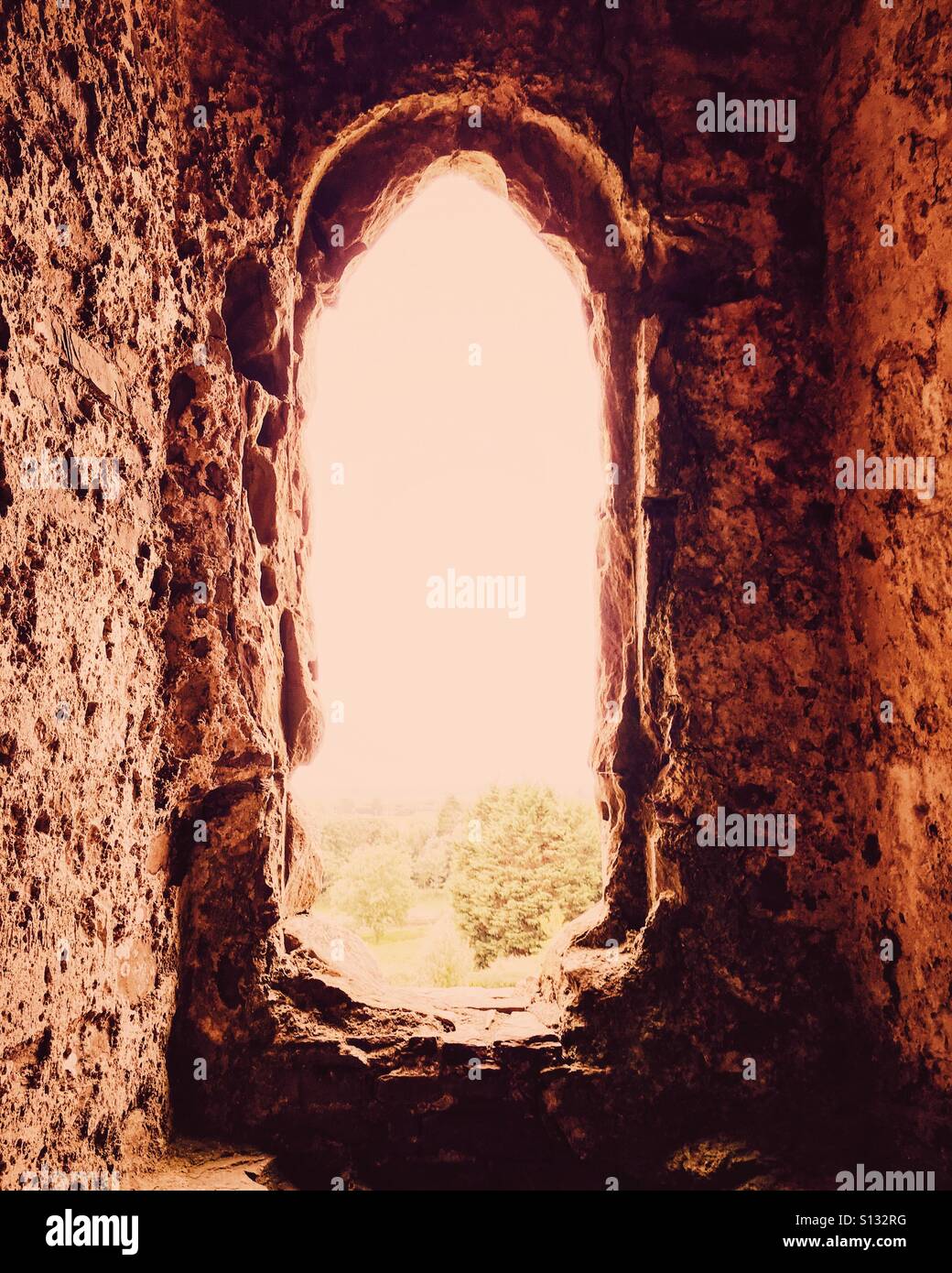 Cappella del Castello finestra luminosa Foto Stock