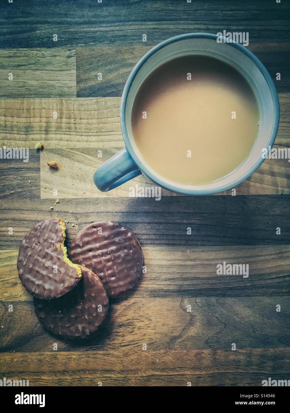 Il tè e i biscotti Foto Stock