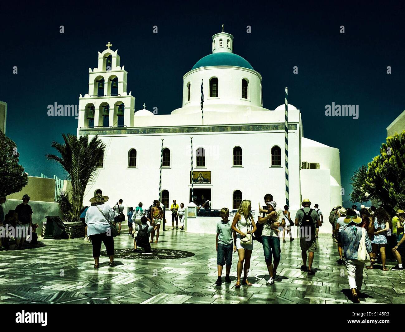 Chiesa di Panagia in Oia sull'isola greca di Santorini. Foto Stock