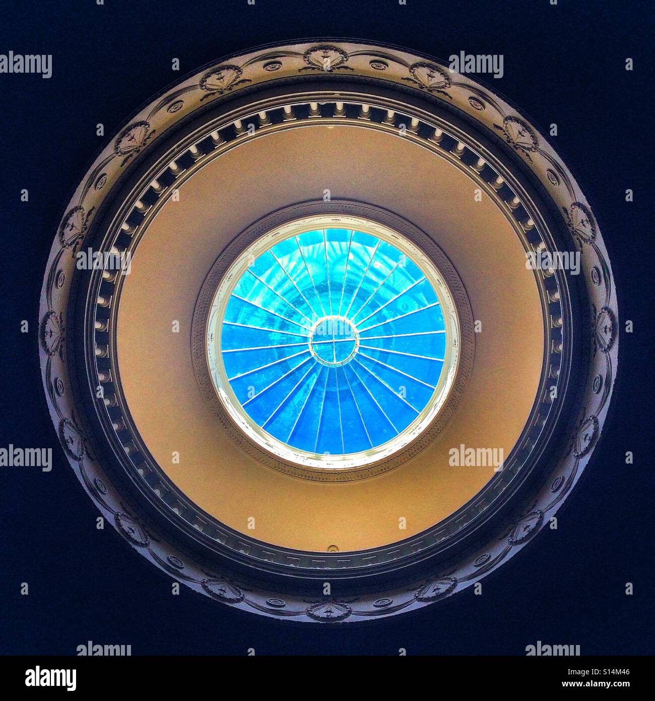 Il soffitto a Kenwood House, Londra - Immagine stock catturata con smartphone