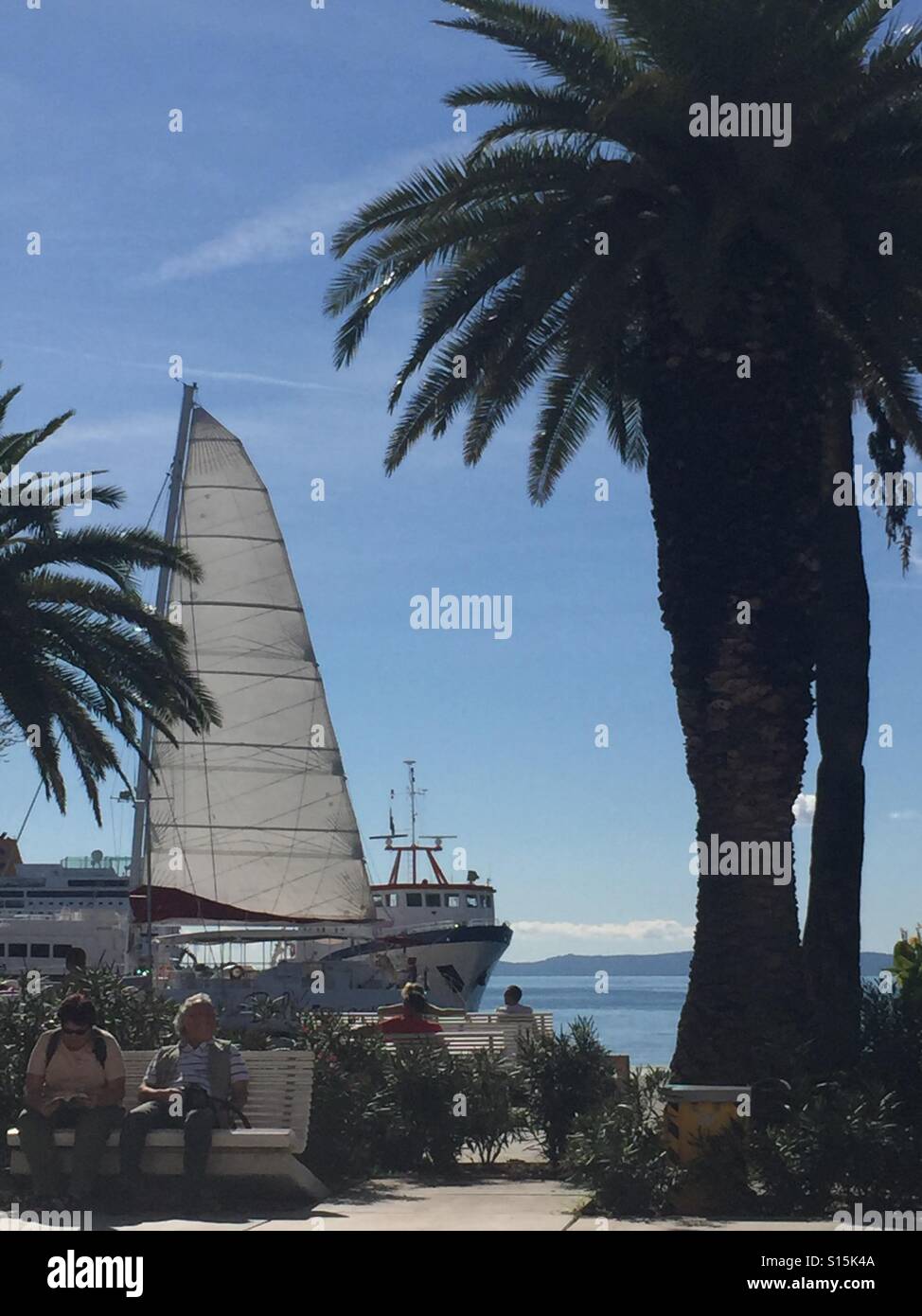 Split, Croazia - una perfetta giornata di sole nel mese di ottobre si rivela mite clima mediterraneo della città di Split Foto Stock