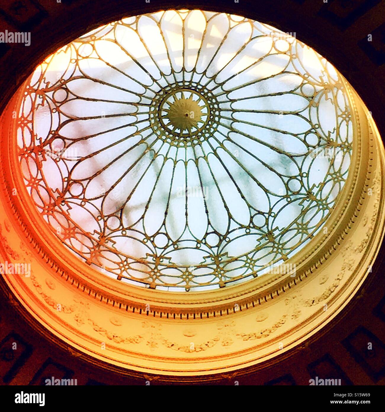 Cupola in Municipio shot dal di sotto, NYC Foto Stock