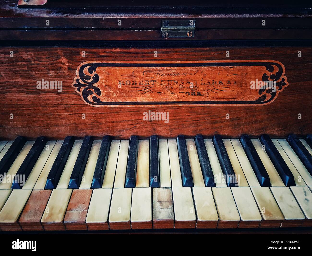Antico pianoforte 1834 Foto Stock
