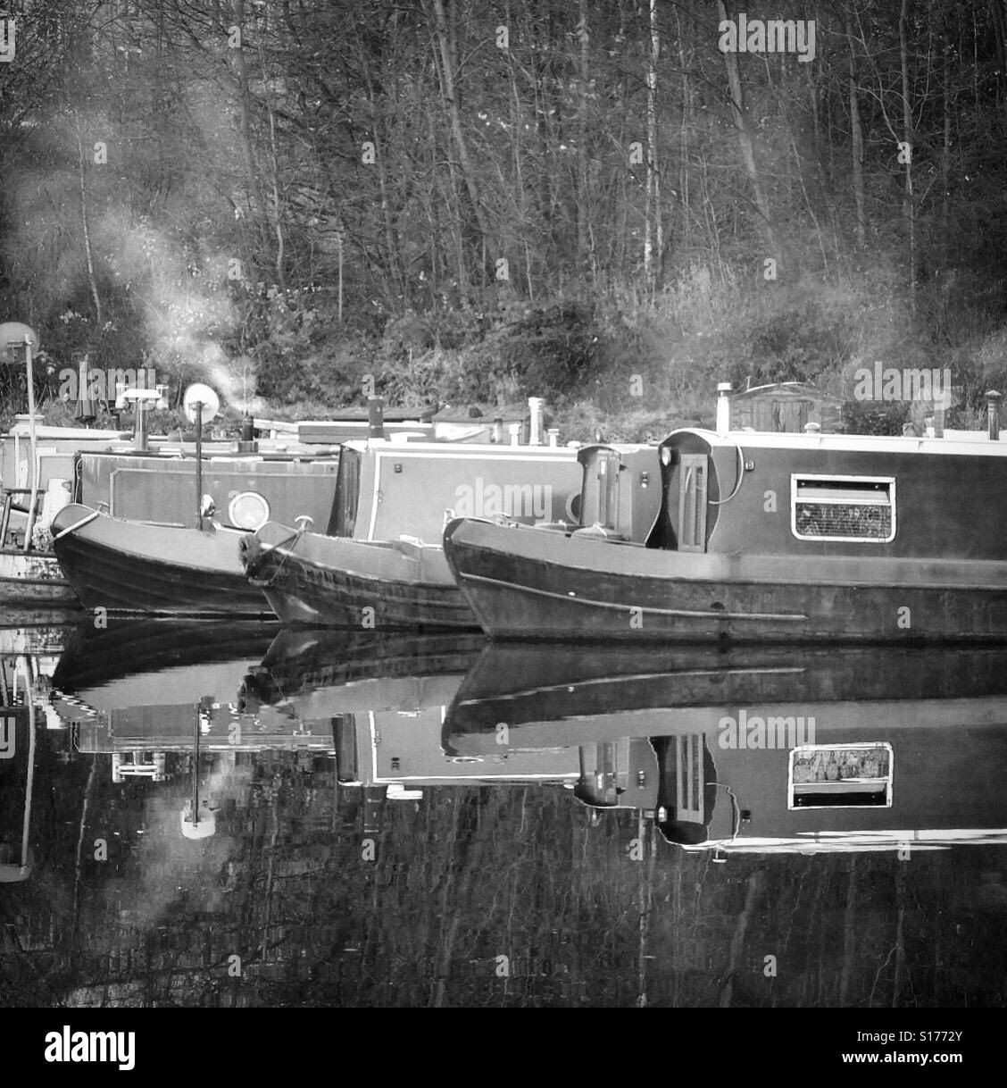 Battelli sul Rochdale canal vicino a Hebden Bridge. Foto Stock