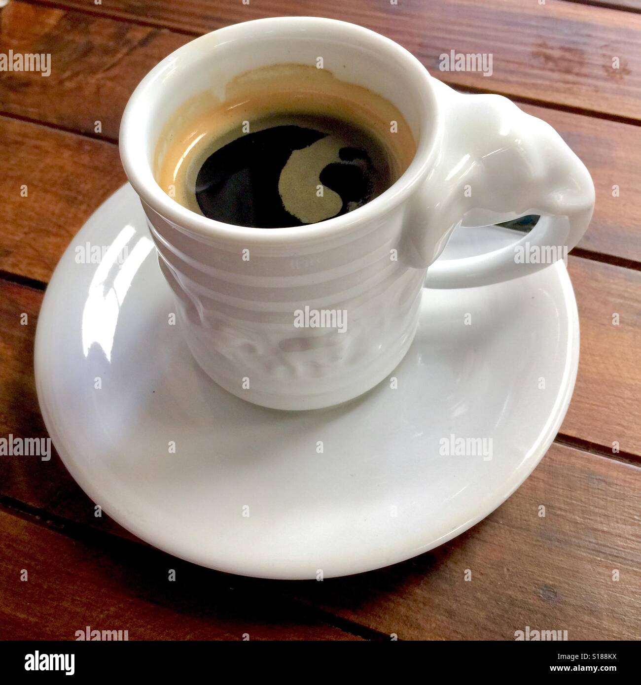 Un elefante cup di Thai caffè nero, Chiang Mai, Thailandia Foto Stock