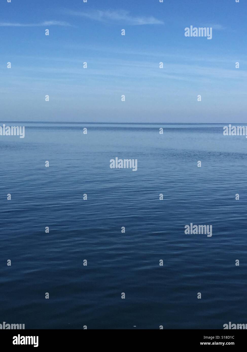Ancora blu cielo e mare sul Golfo del Messico Foto Stock